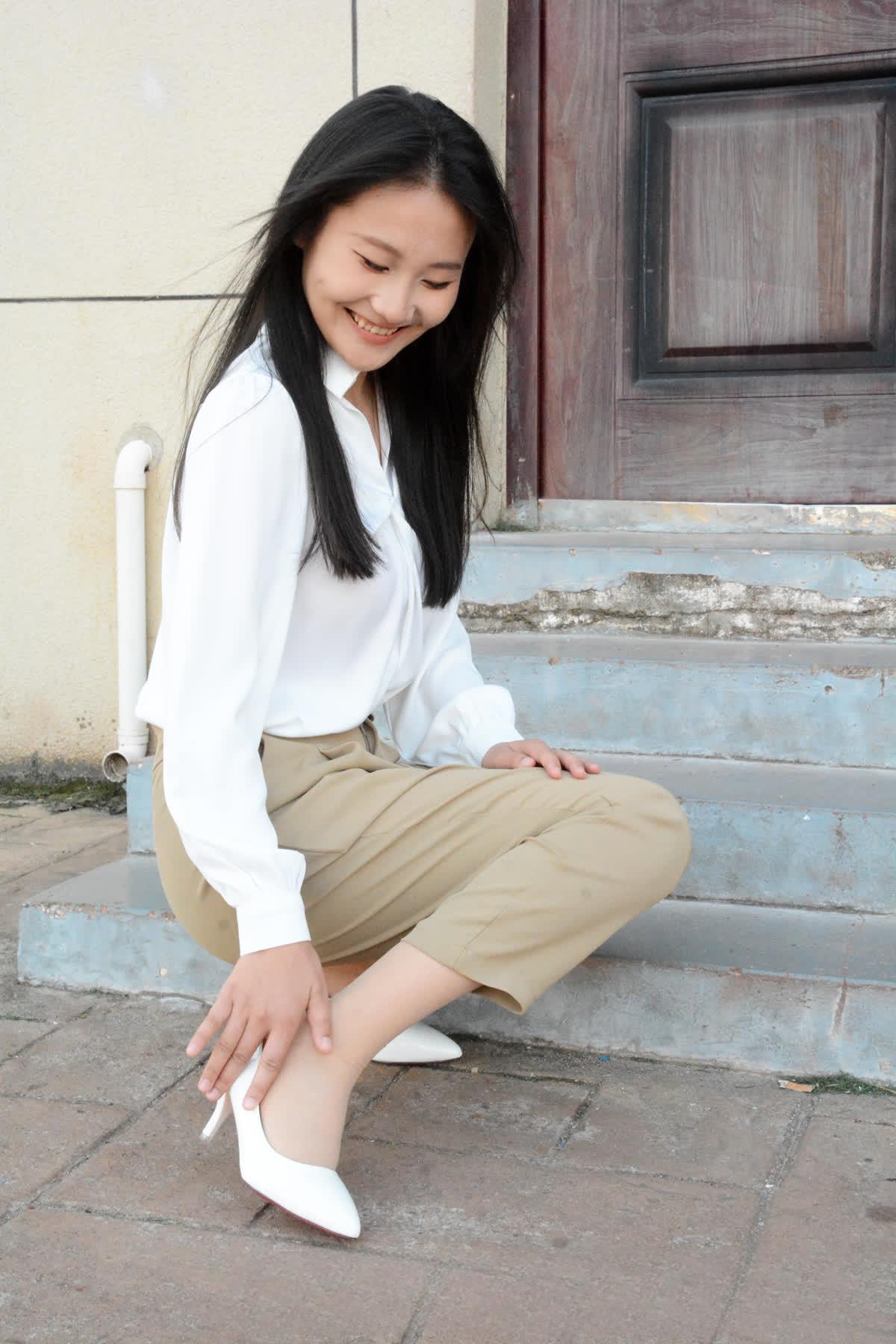 爱月下 – 美足美图视频7期[41G-2025.12]