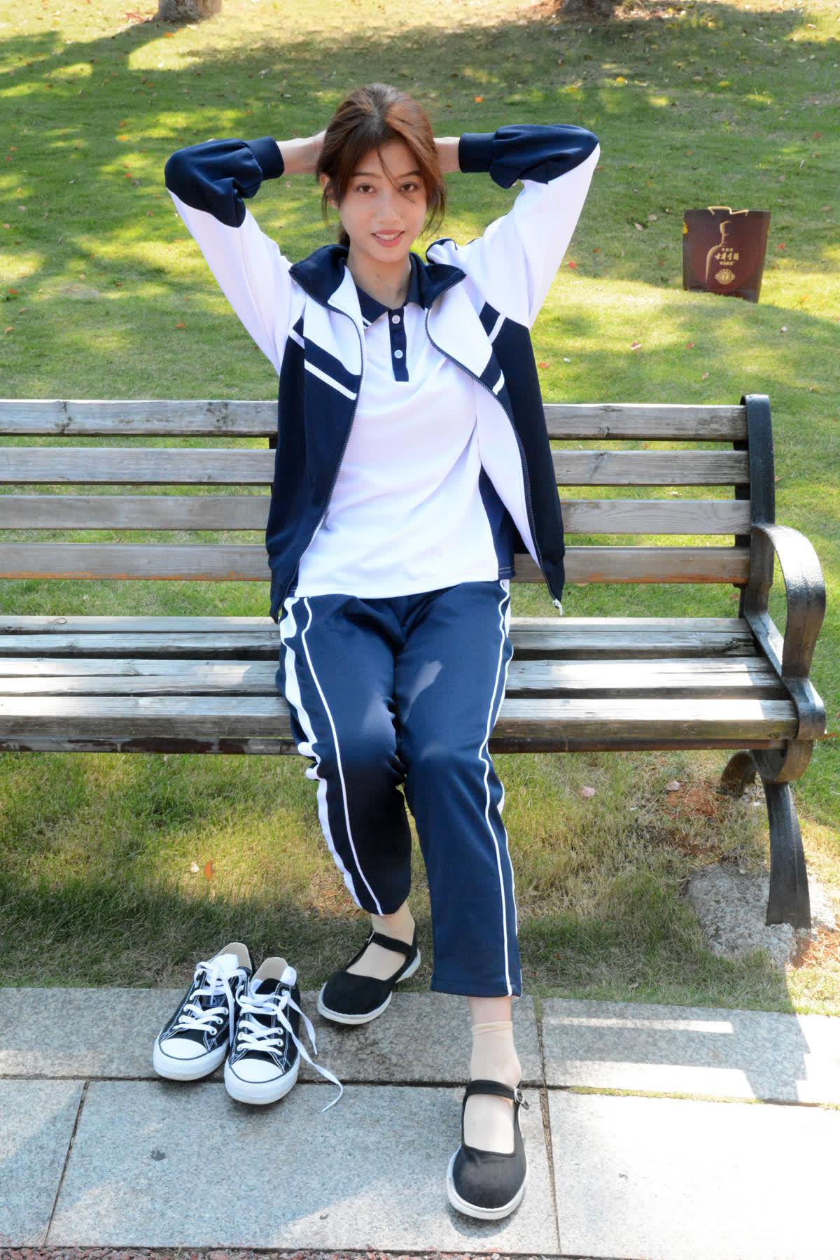 爱月下 – 美足美图视频7期[41G-2025.12]