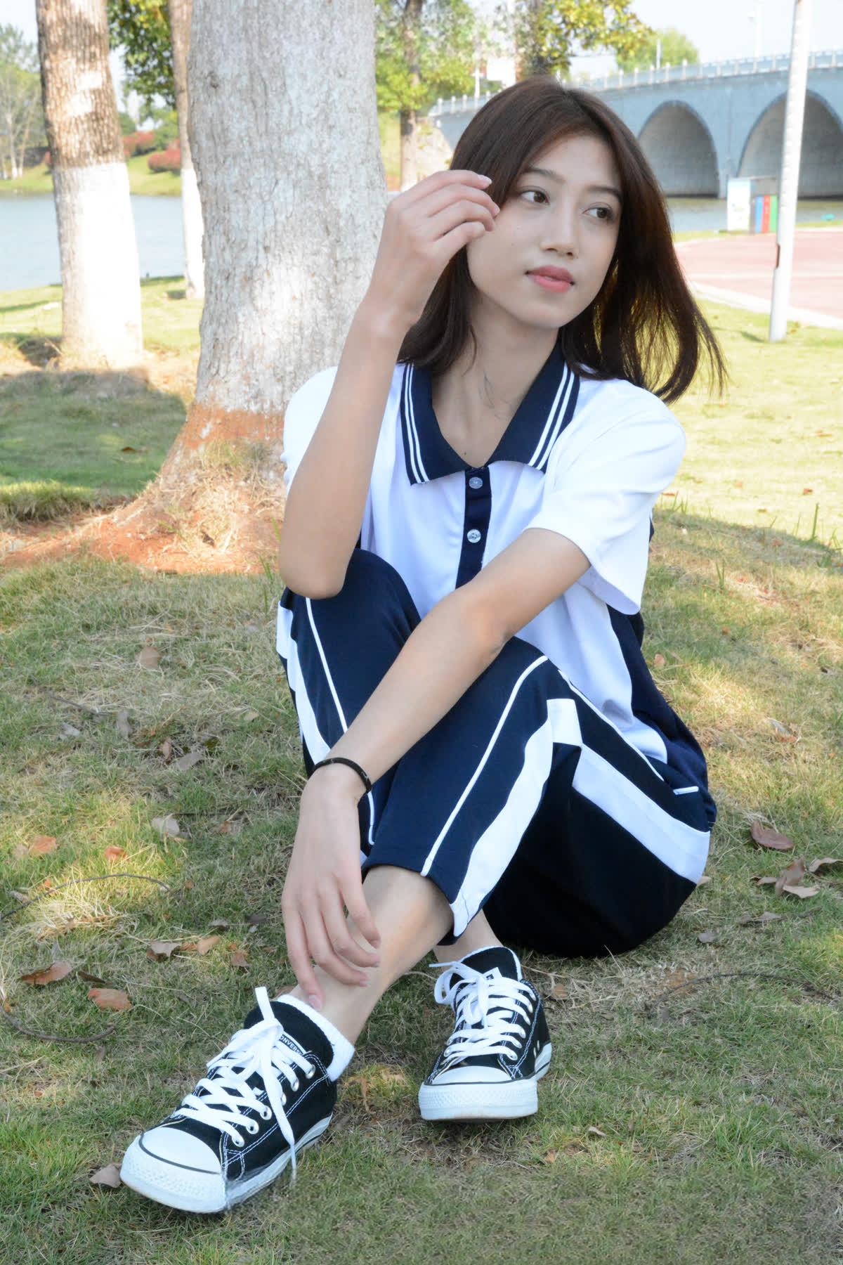 爱月下 – 美足美图视频7期[41G-2025.12]