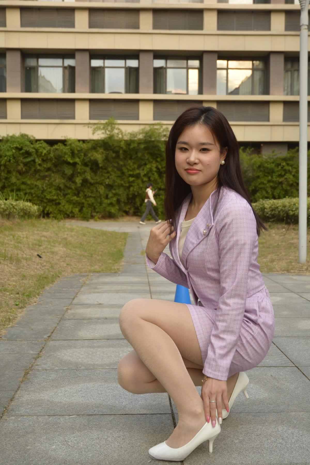 爱月下 – 美足美图视频7期[41G-2025.12]