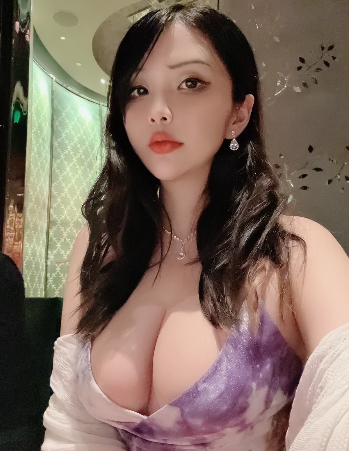 Hana Bunny –  全套195期[10.4G-2025.10]