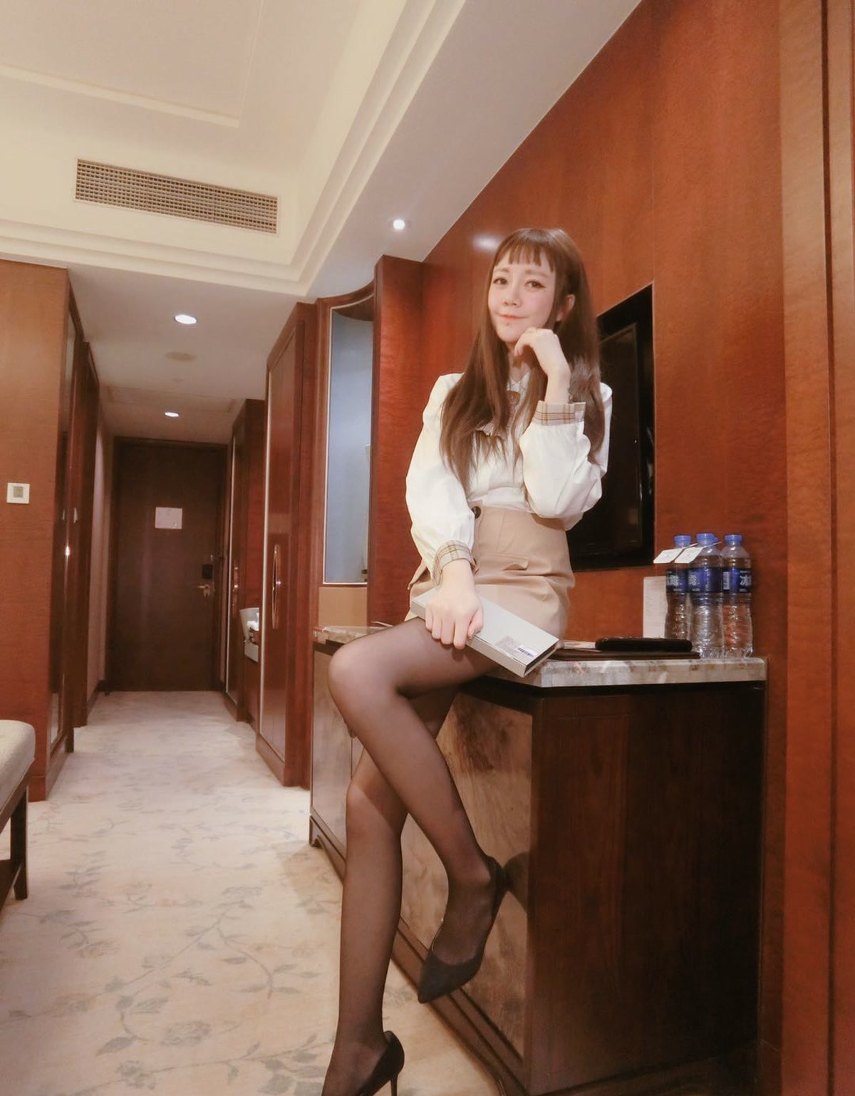 杨大乐乐很靠谱 – 朋友圈系列套图&视频