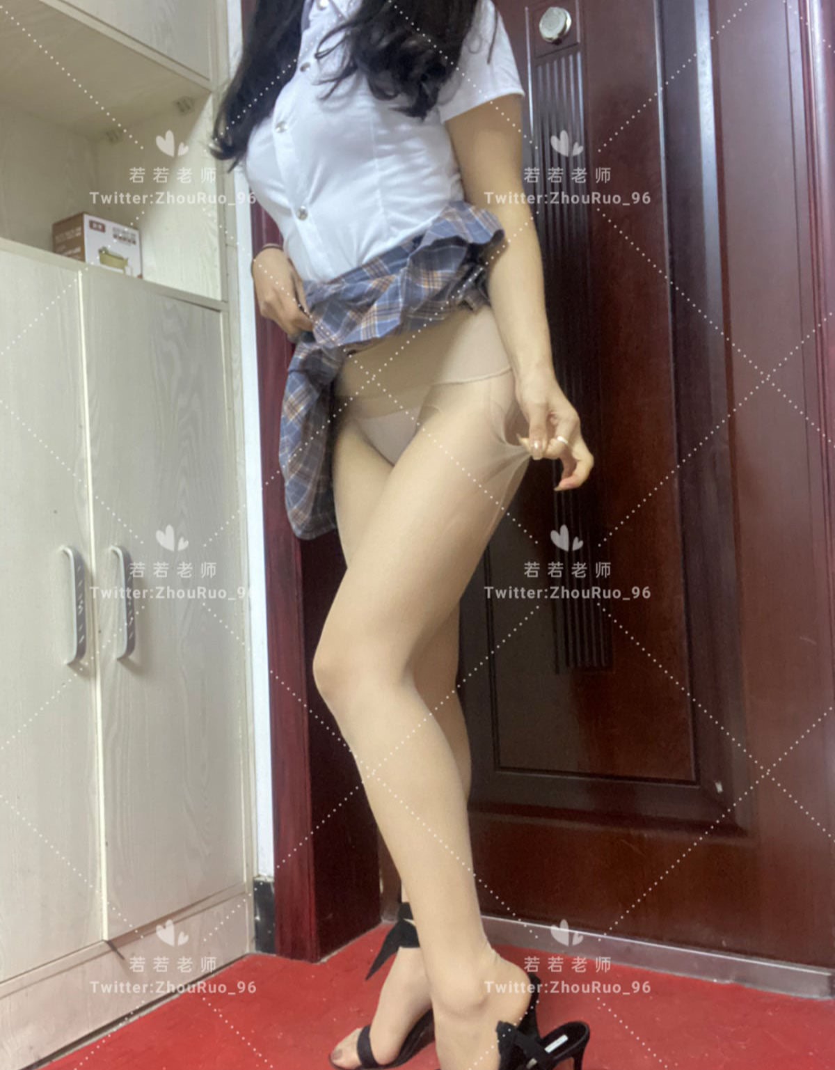 若若老师  – 朋友圈及专场系列套图&视频