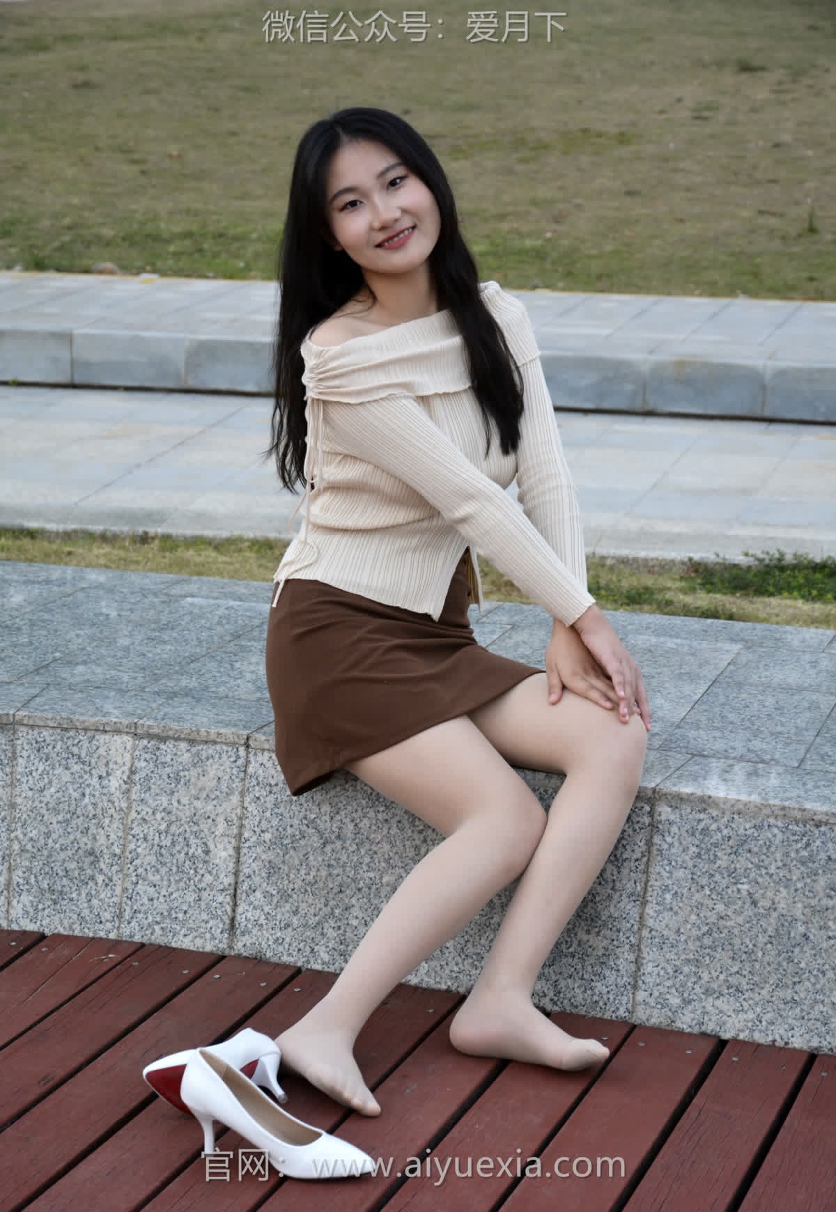 月下摄影 – 全套合集7期&视频[42G-2024.9新发]