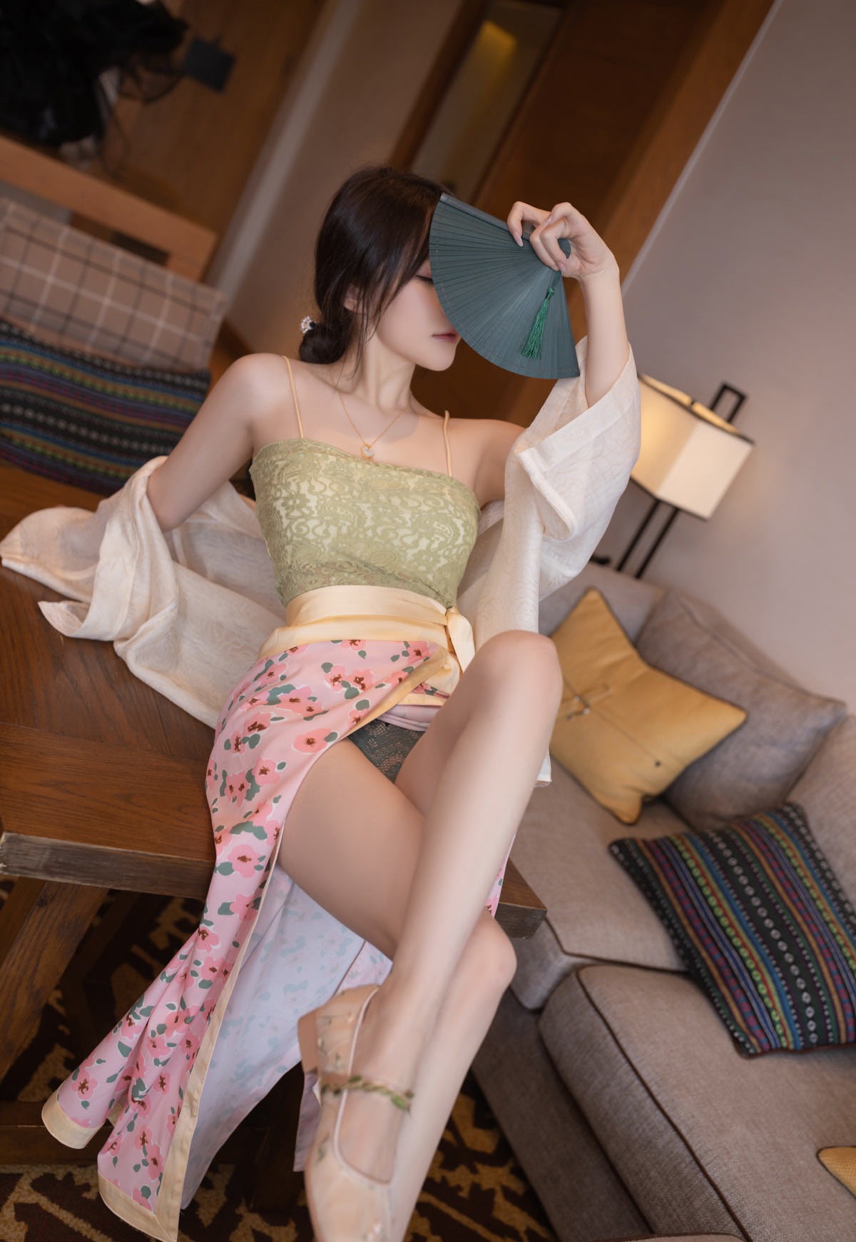 23001.鱼子酱Fish – 内购私拍 NO.008 古风如画 原版 [118P-1.43GB]