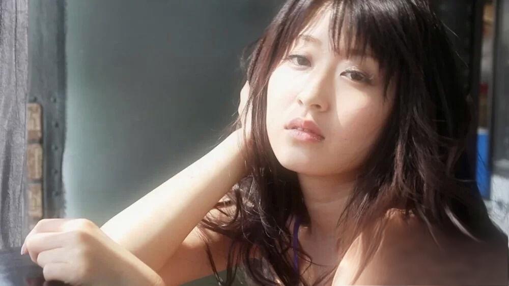 日系桃奶美优[Graphis] Gals – Arisa Misato 美里有紗[4v-1.12G]