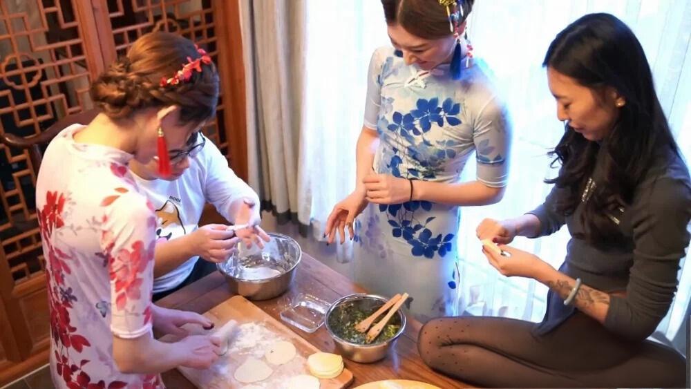 [MISSLEG蜜丝] 元旦众筹高清视频第一期 弦子&熙熙 [1V-864M]